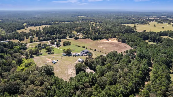 $659,900 | 825 Recreational Road 255, Colmesneil, TX 75938