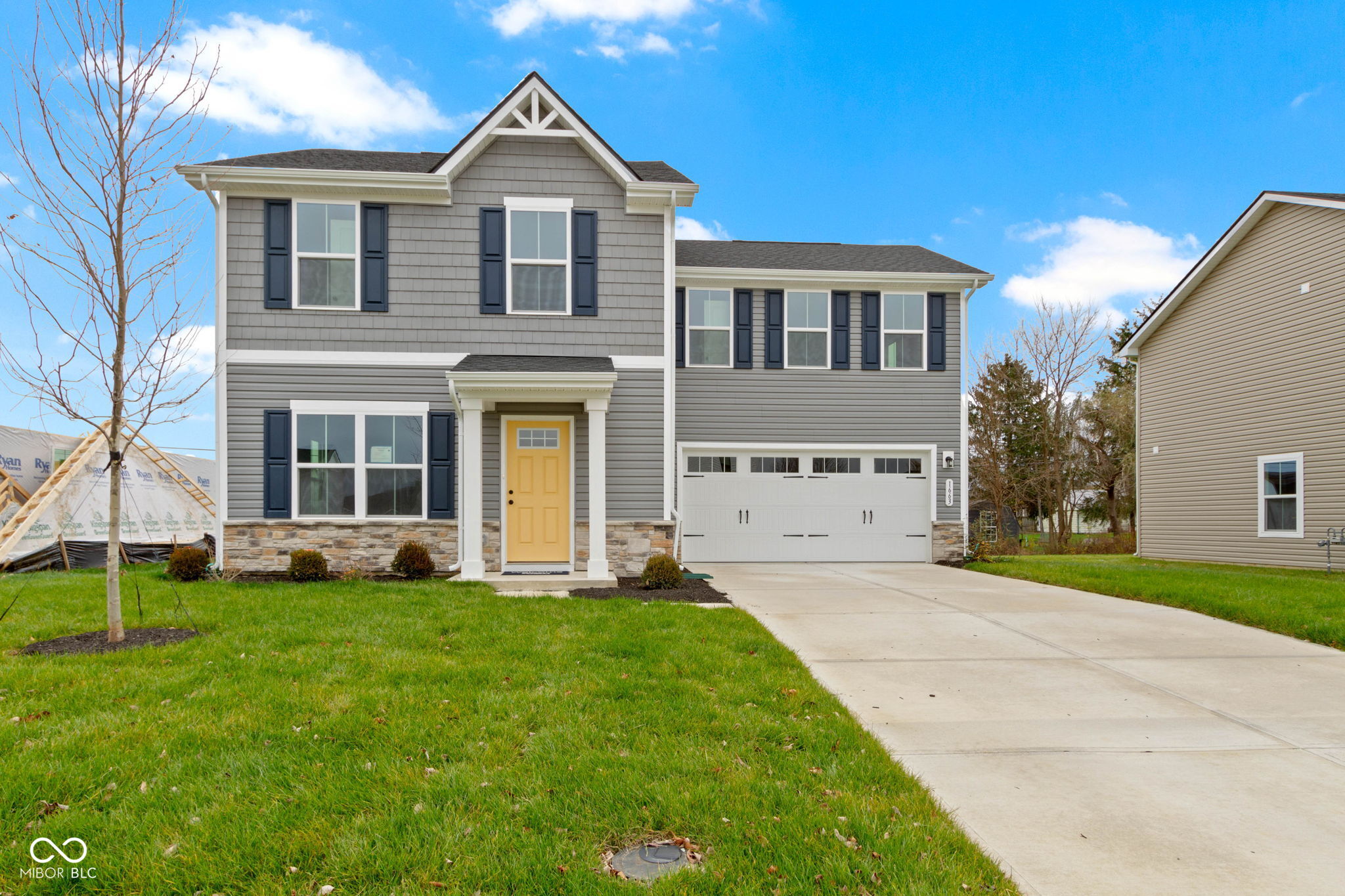 1663 Juniper Lane Greenfield, IN 46140 - Photo 1 of 40 Gallery Image 1