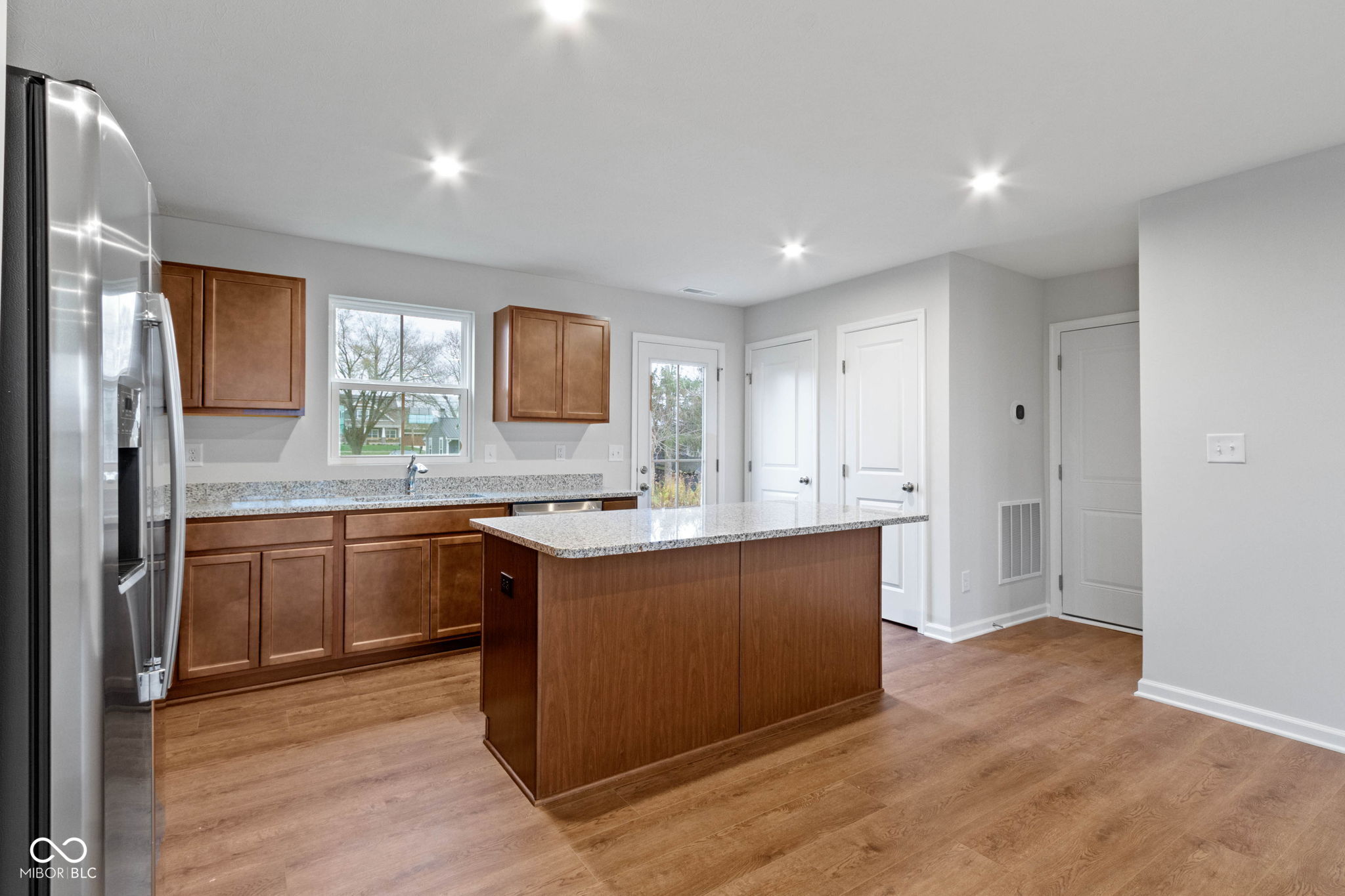 1663 Juniper Lane Greenfield, IN 46140 - Photo 11 of 40 Gallery Image 11