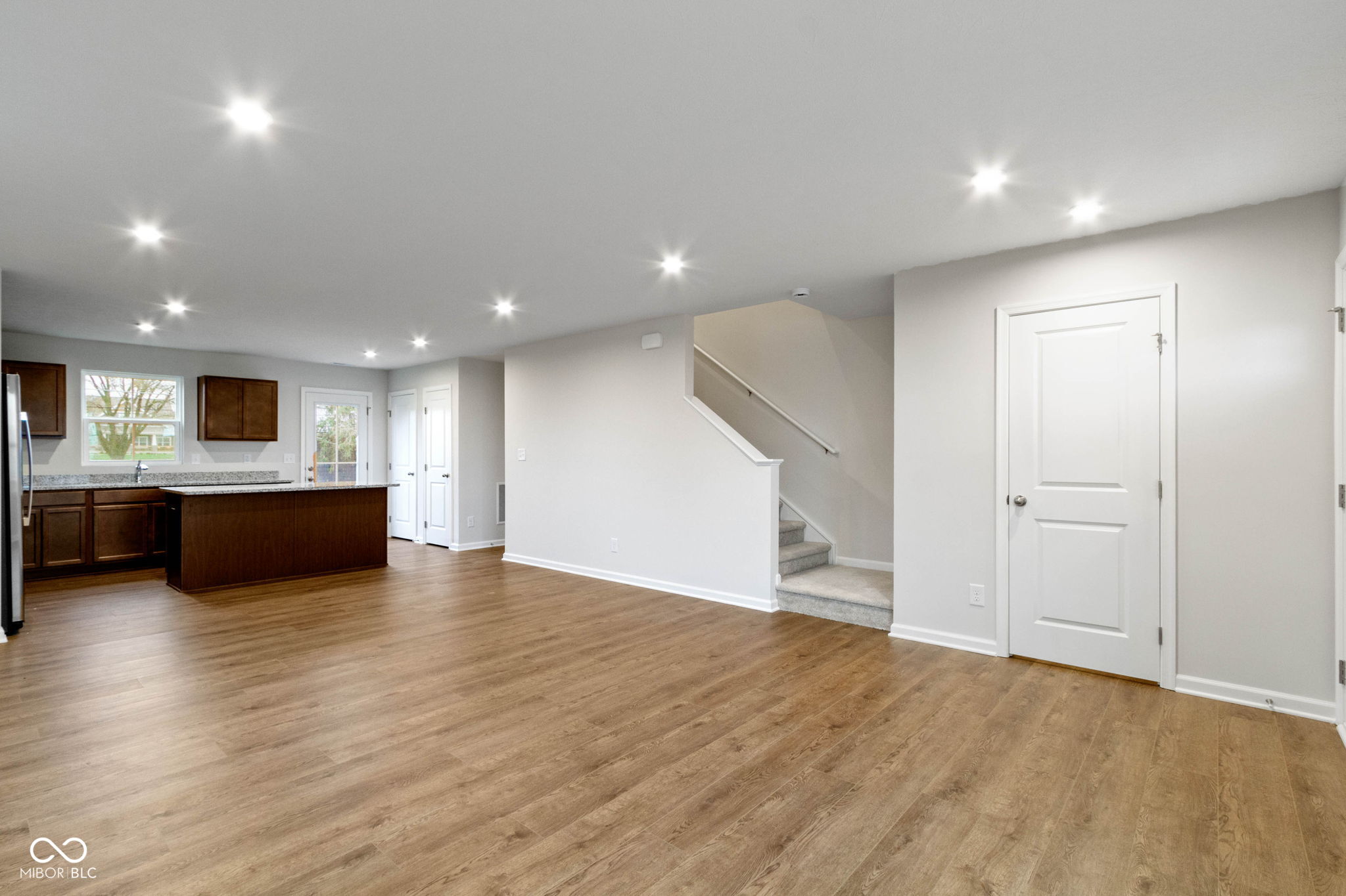 1663 Juniper Lane Greenfield, IN 46140 - Photo 6 of 40 Gallery Image 6