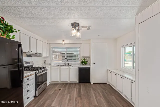 $38,500 | 2701 East Utopia Road, Unit 234, Phoenix, AZ 85050