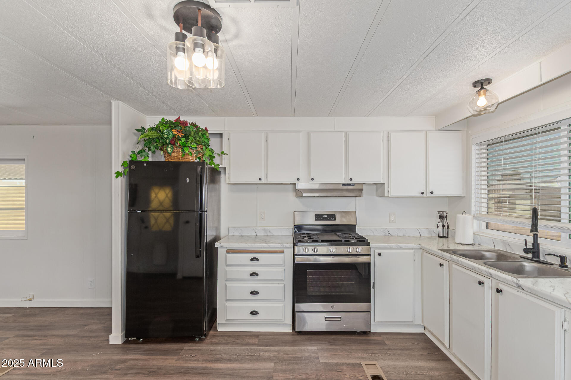 2701 East Utopia Road, Unit 234 Phoenix, AZ 85050 - Photo 15 of 33 15-Utopia