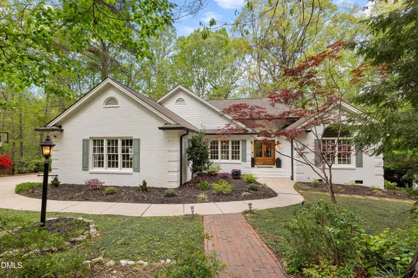 $825,000 | 3000 Bentwillow Drive, Fuquay-Varina, NC 27526