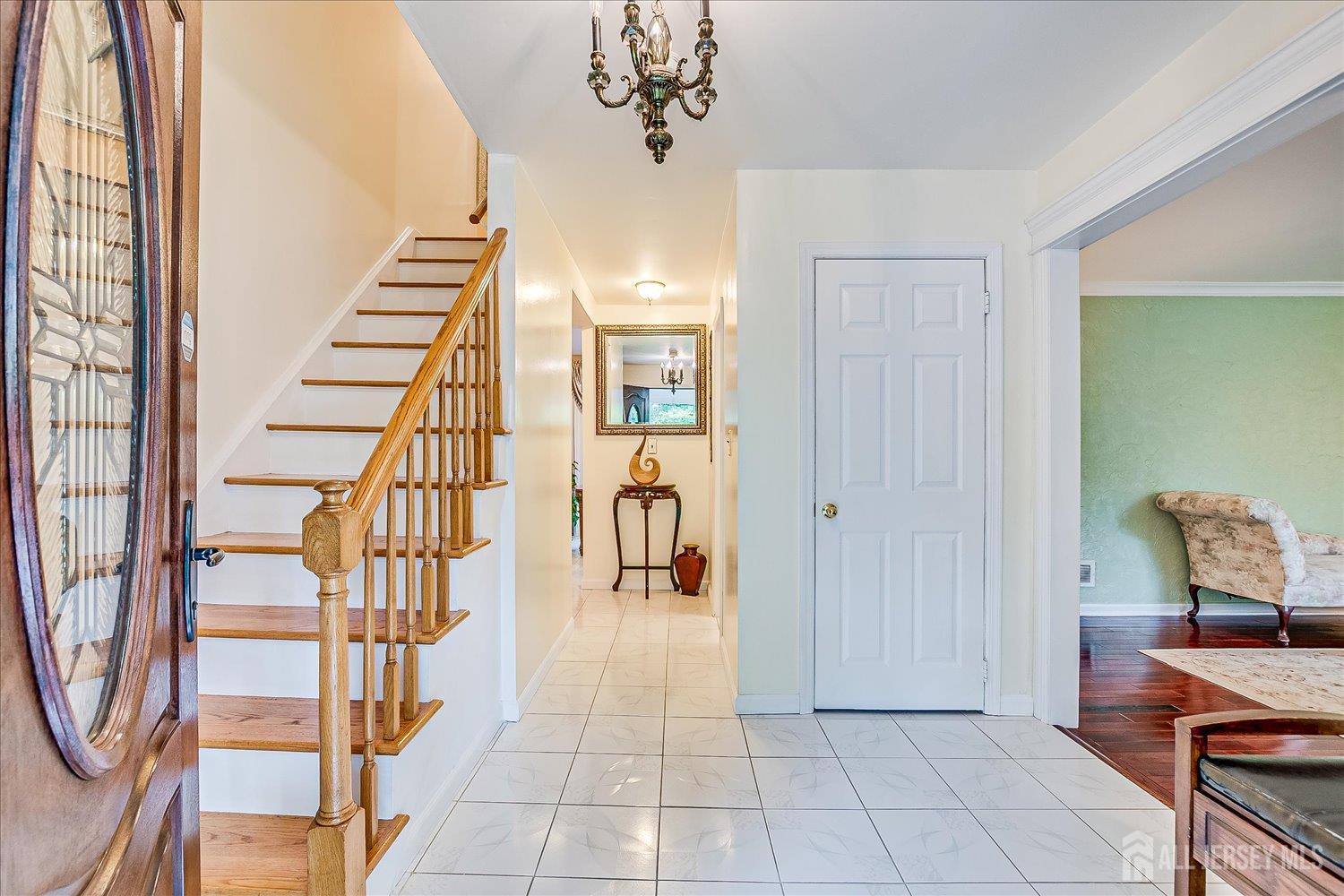 10 Dellview Drive Edison, NJ 08820 - Photo 6 of 50