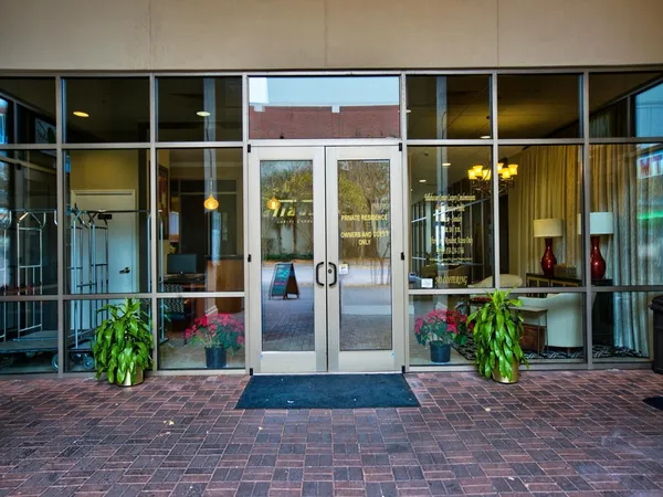$339,000 | 215 West College Avenue, Unit 808, Tallahassee, FL 32301