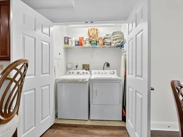 $339,000 | 215 West College Avenue, Unit 808, Tallahassee, FL 32301