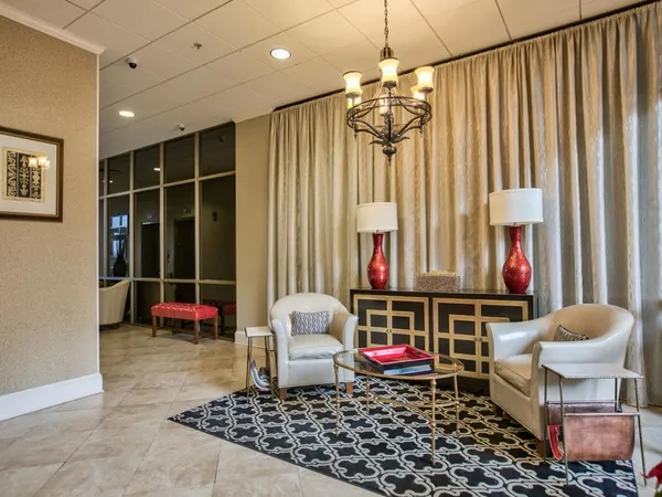 $339,000 | 215 West College Avenue, Unit 808, Tallahassee, FL 32301