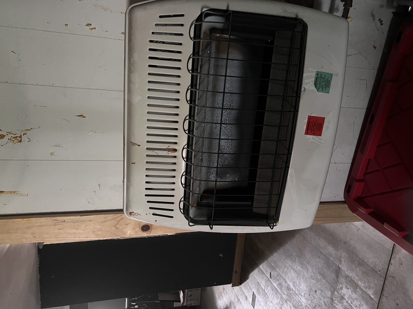 226 South Main Street Rankin, IL 60960 - Photo 25 of 29 a bathroom with a bathtub and shower