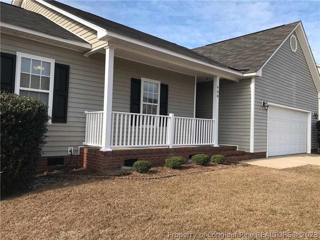 908 Bramblegate Road Hope Mills, NC 28348 - Photo 2 of 30 Gallery Image 2