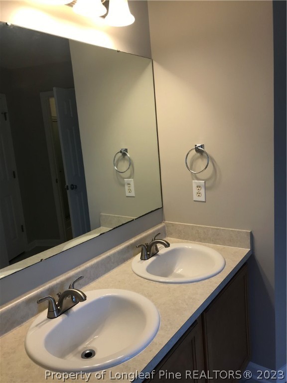 908 Bramblegate Road Hope Mills, NC 28348 - Photo 21 of 30 Gallery Image 21