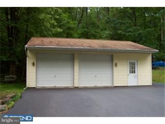 2836 Deep Creek Road Green Lane, PA 18054 - Photo 4 of 12 Gallery Image 4