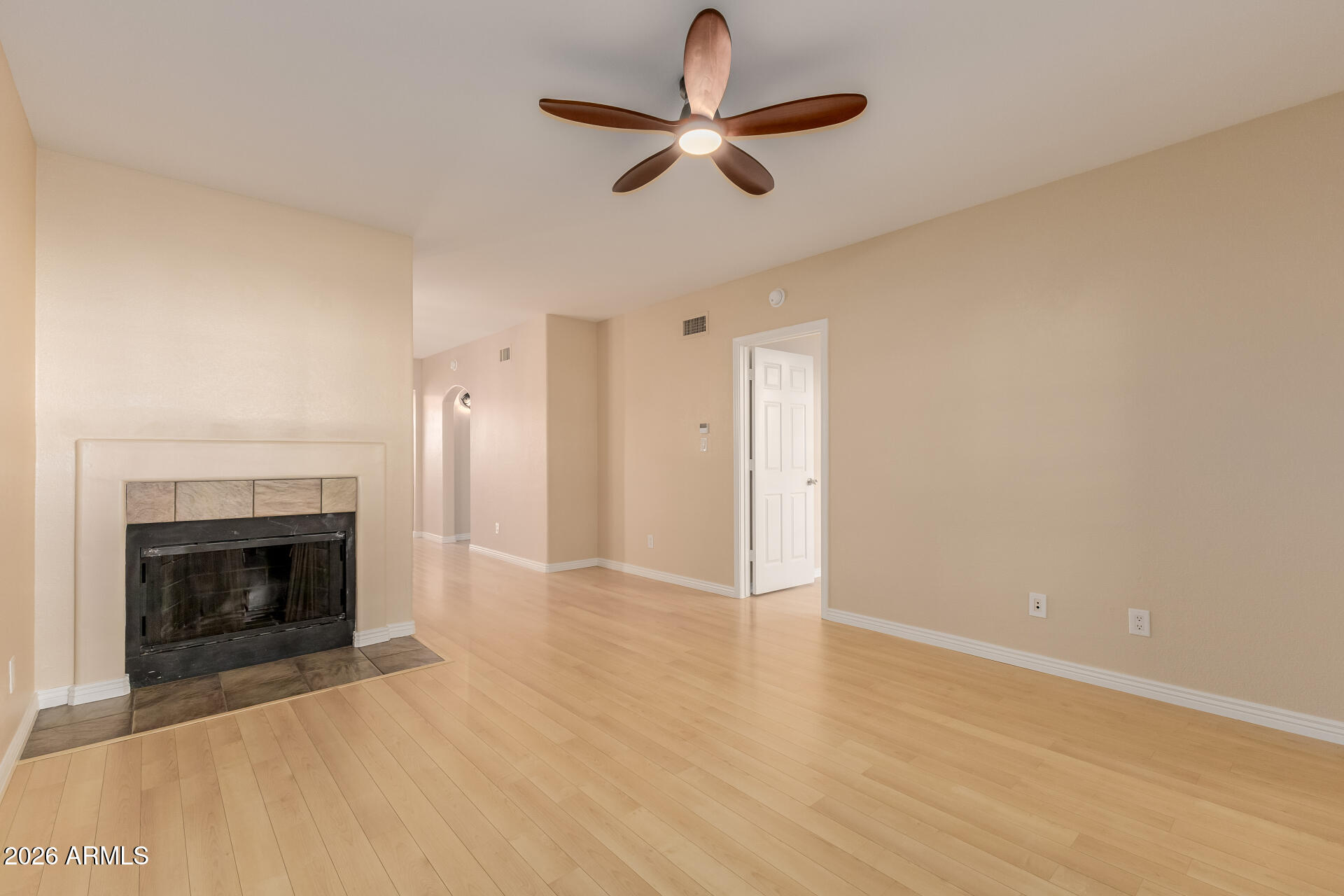 6885 East Cochise Road, Unit 126 Paradise Valley, AZ 85253 - Photo 13 of 44 09 Cochise