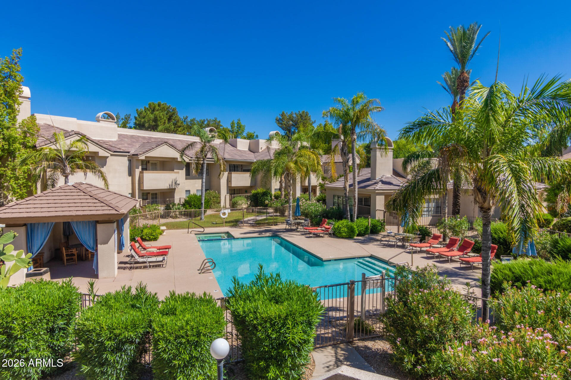 6885 East Cochise Road, Unit 126 Paradise Valley, AZ 85253 - Photo 4 of 44 33 Cochise