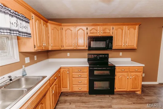 $210,000 | 12280 Chicago Road, Dixon, MO 65459