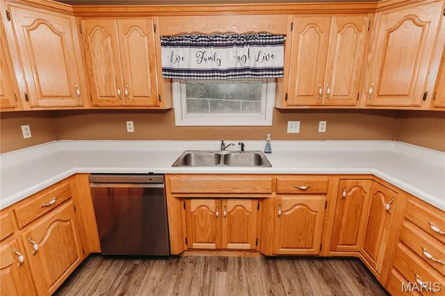 $210,000 | 12280 Chicago Road, Dixon, MO 65459