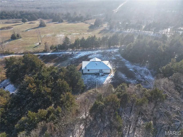 $210,000 | 12280 Chicago Road, Dixon, MO 65459