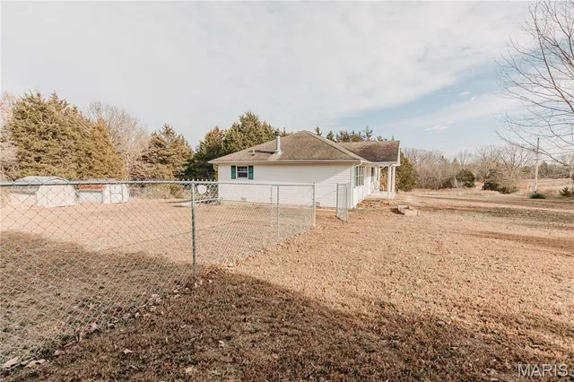 $210,000 | 12280 Chicago Road, Dixon, MO 65459