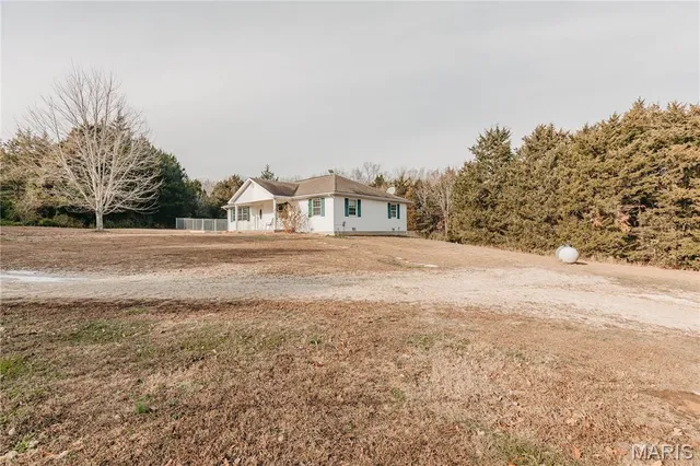 $210,000 | 12280 Chicago Road, Dixon, MO 65459