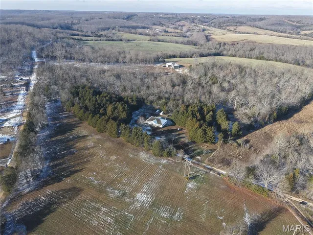 $210,000 | 12280 Chicago Road, Dixon, MO 65459