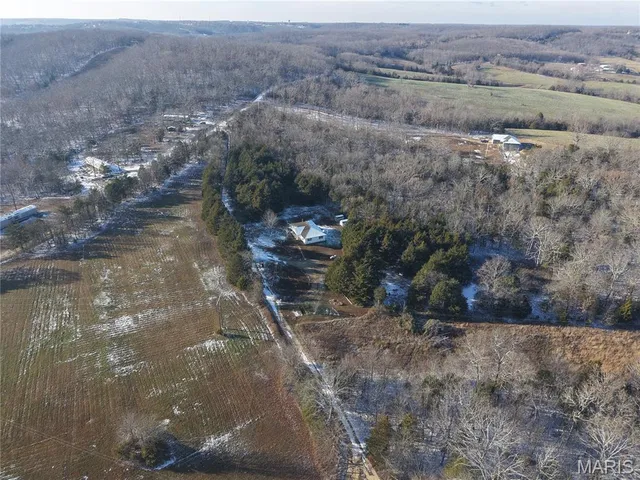$210,000 | 12280 Chicago Road, Dixon, MO 65459