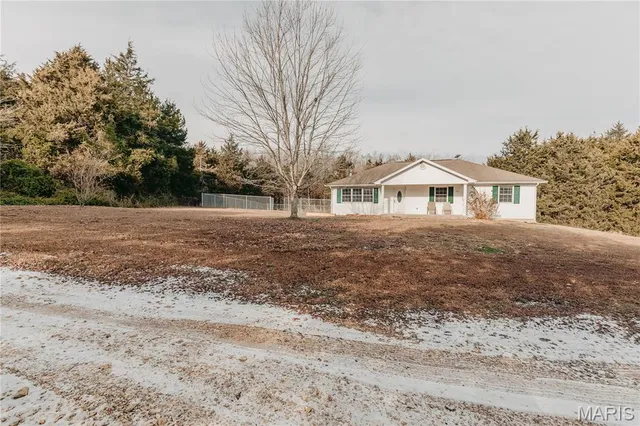 $210,000 | 12280 Chicago Road, Dixon, MO 65459