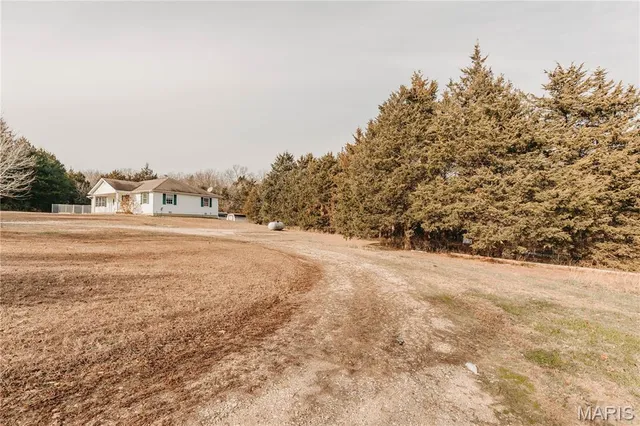 $210,000 | 12280 Chicago Road, Dixon, MO 65459