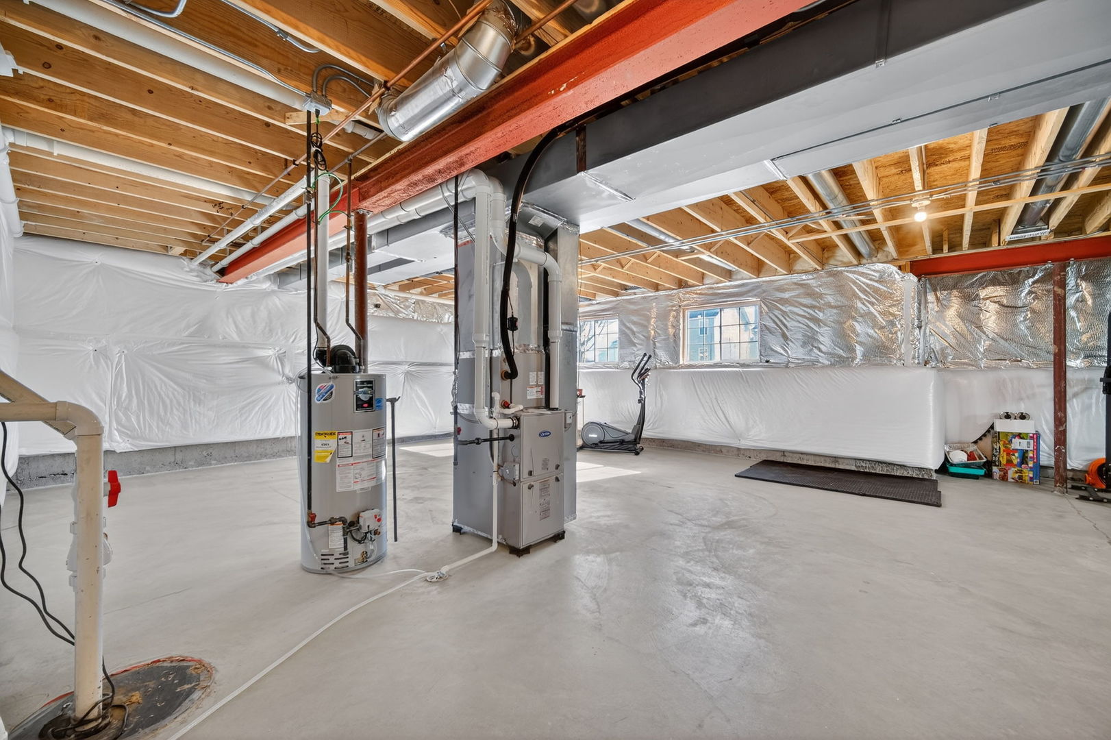 3803 Ivy Lane Elgin, IL 60124 - Photo 30 of 43 a view of a room with gym equipment