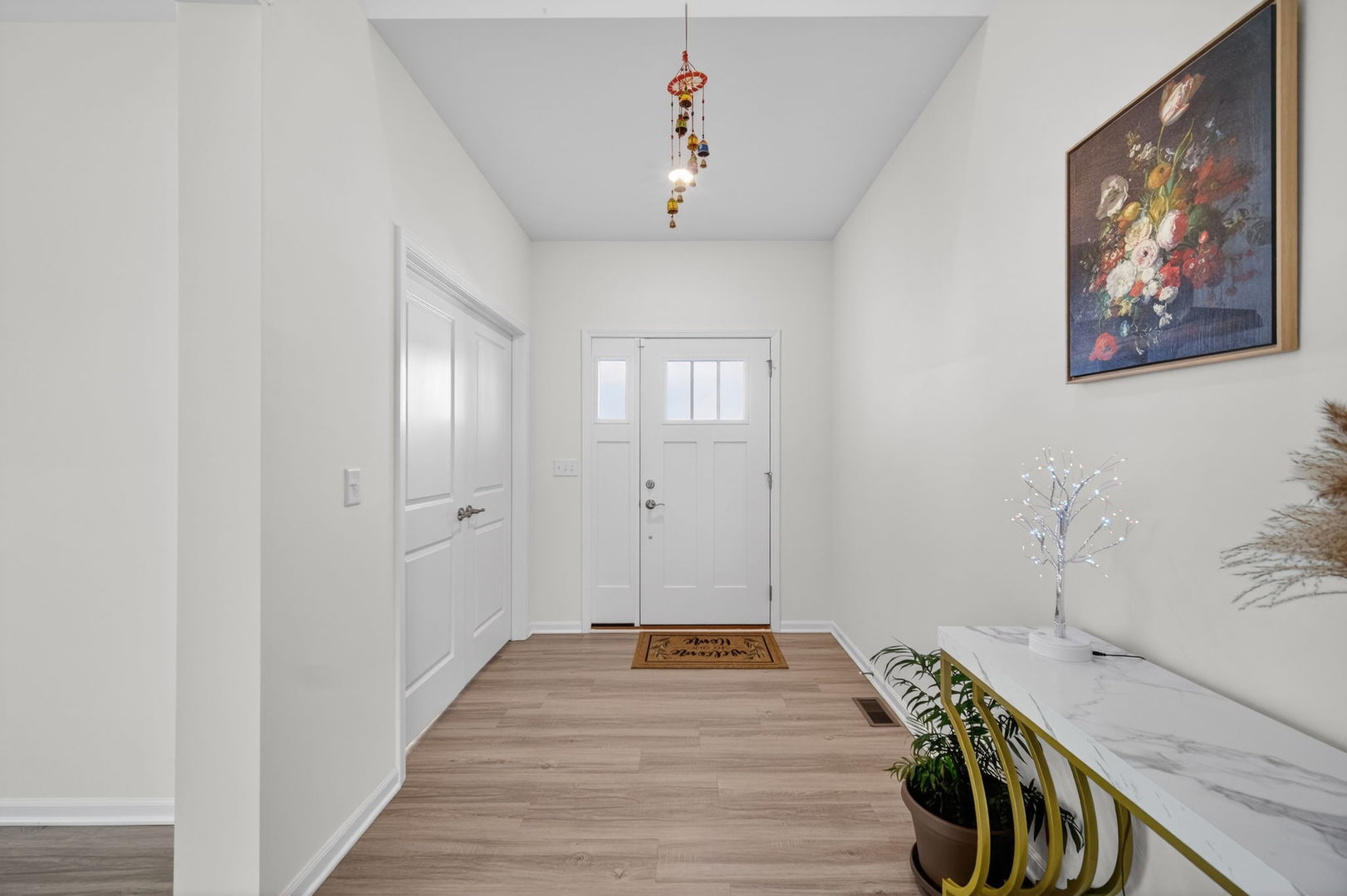 3803 Ivy Lane Elgin, IL 60124 - Photo 3 of 43 a view of a bedroom with wooden floor