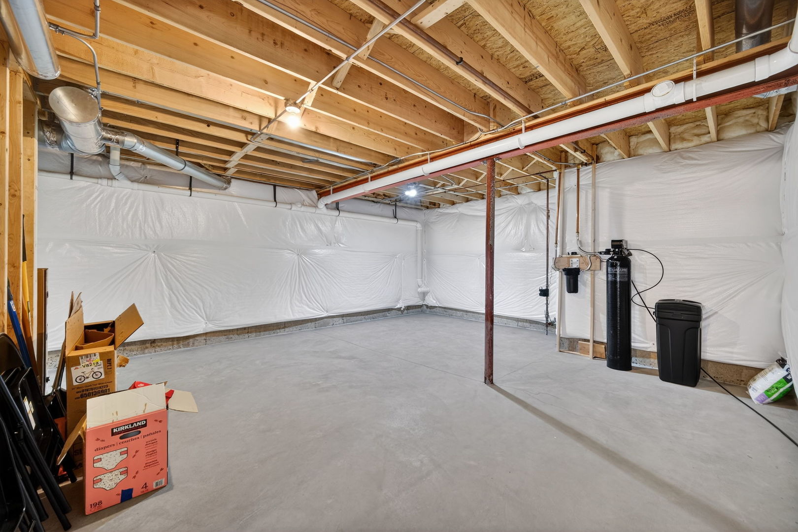 3803 Ivy Lane Elgin, IL 60124 - Photo 31 of 43 a view of a storage room