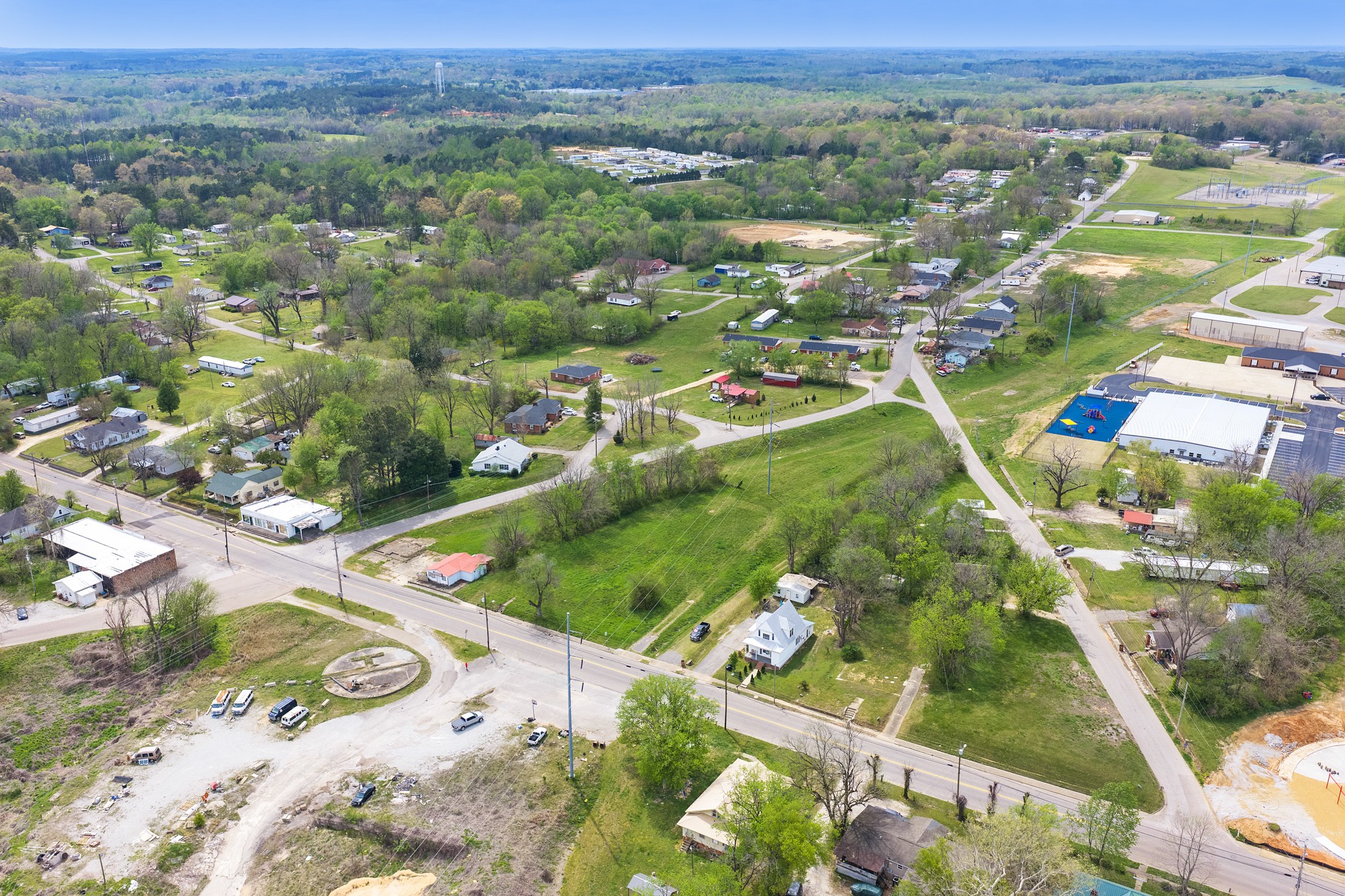 286 South Main Street Lexington, TN 38351 - Photo 10 of 13 a view of a city