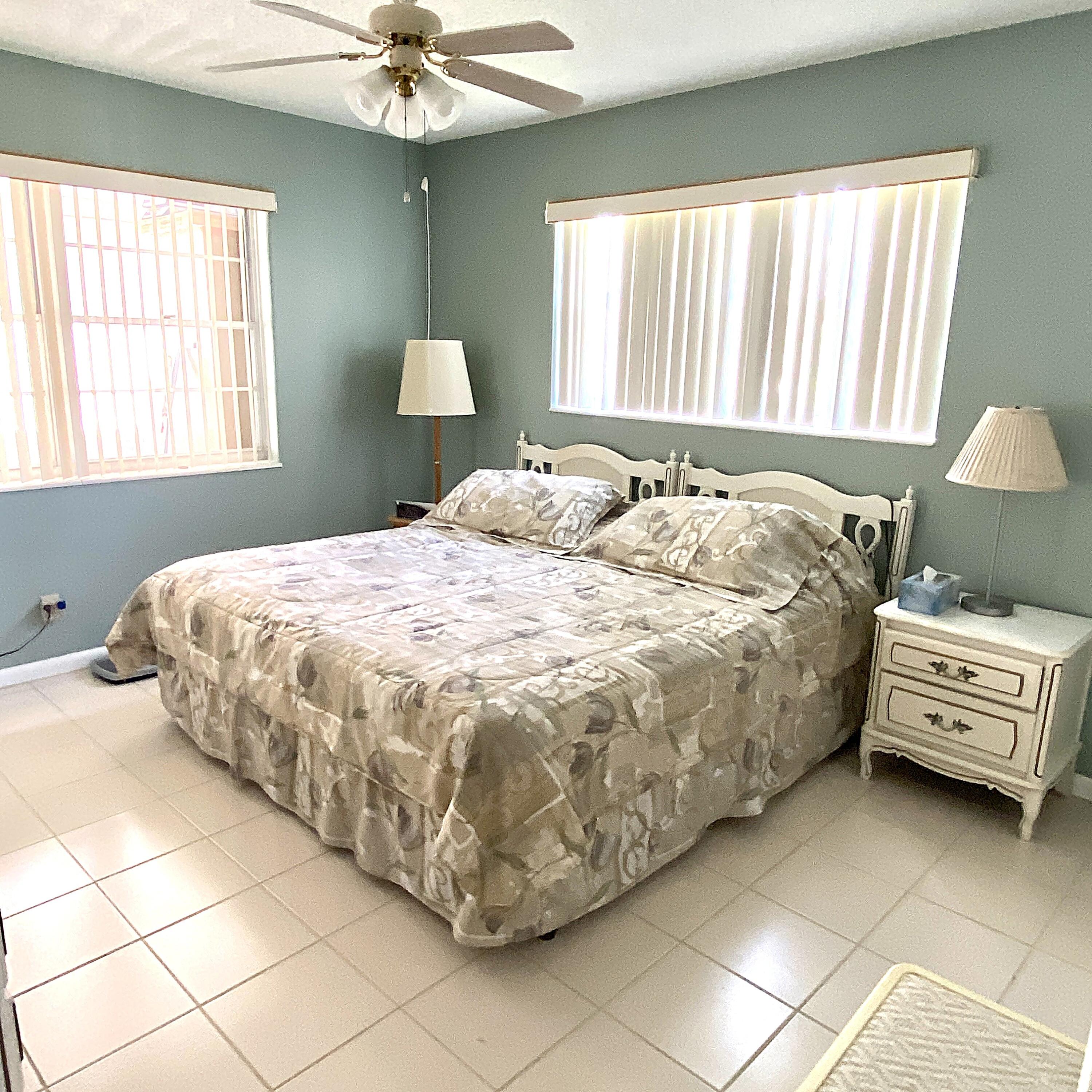 397 Markham R Deerfield Beach, FL 33442 - Photo 17 of 32 Master Bedroom