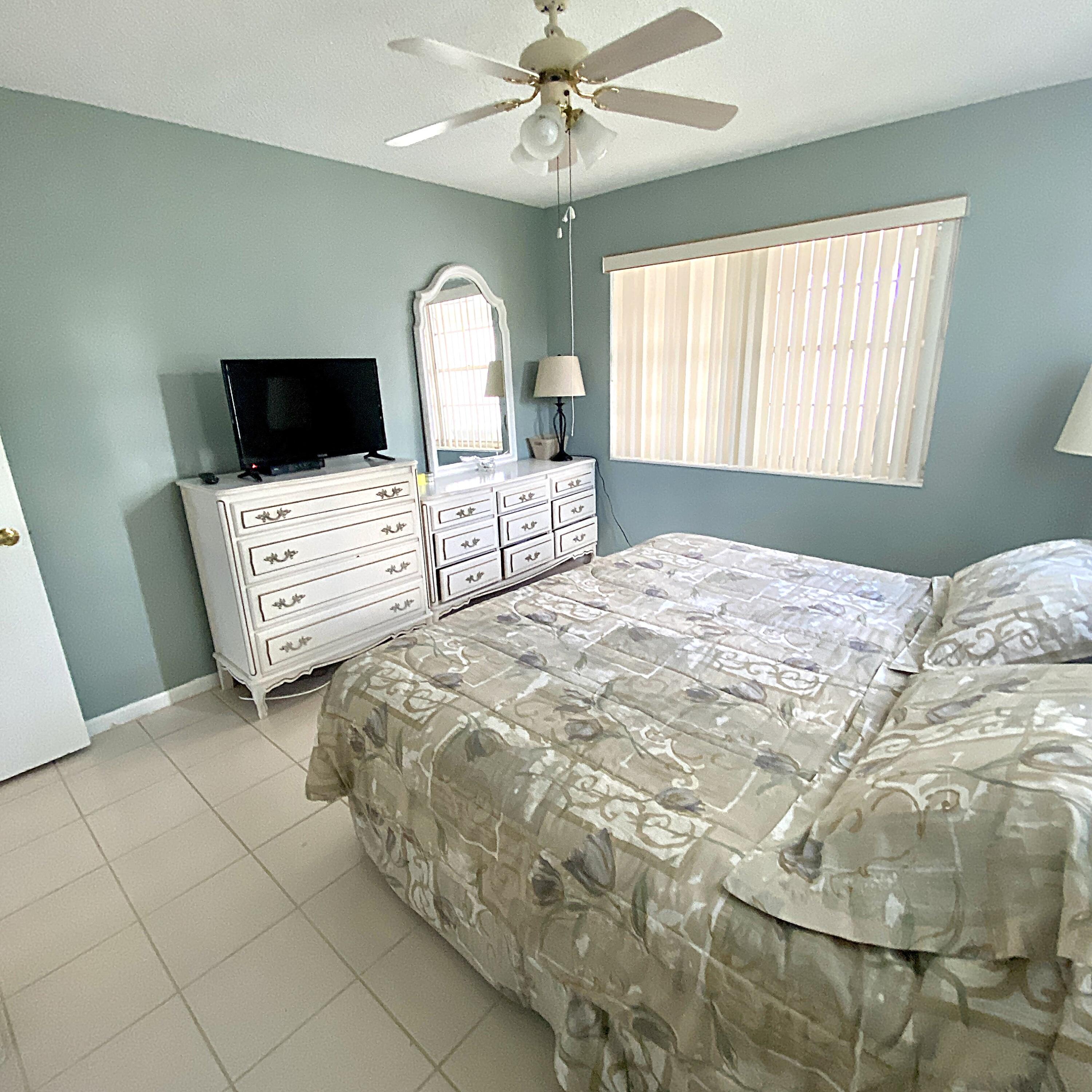 397 Markham R Deerfield Beach, FL 33442 - Photo 19 of 32 Master Bedroom