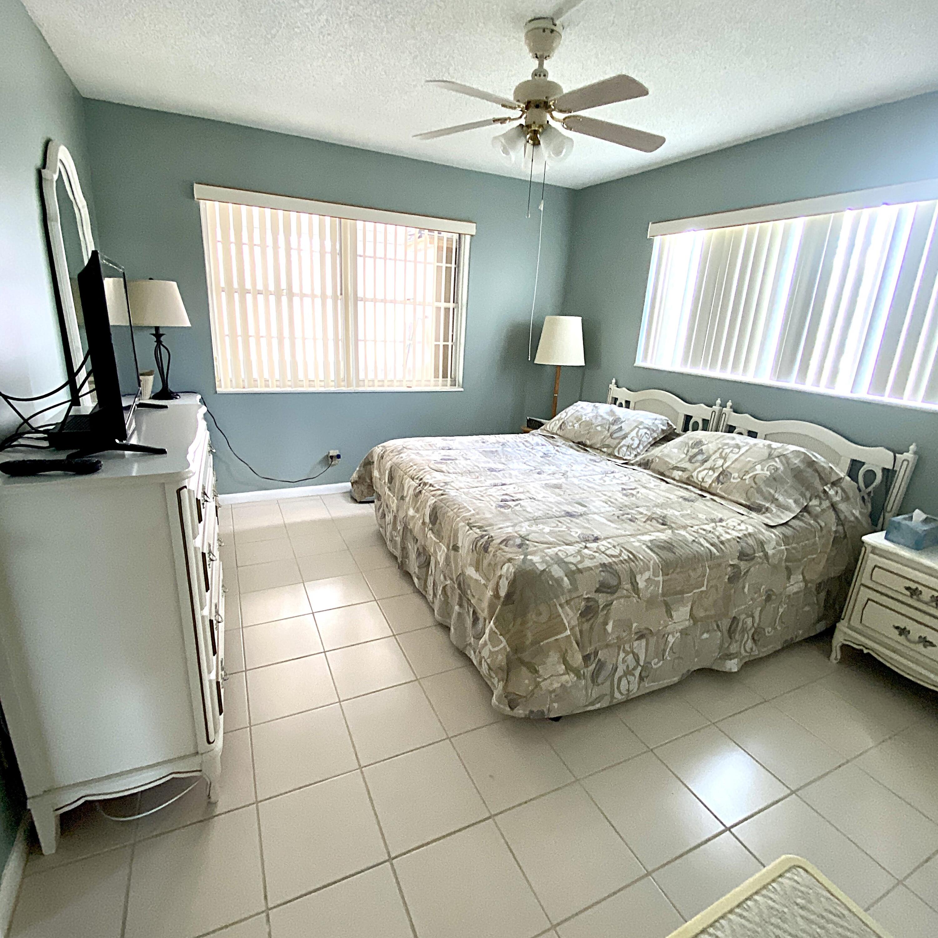 397 Markham R Deerfield Beach, FL 33442 - Photo 20 of 32 Master Bedroom