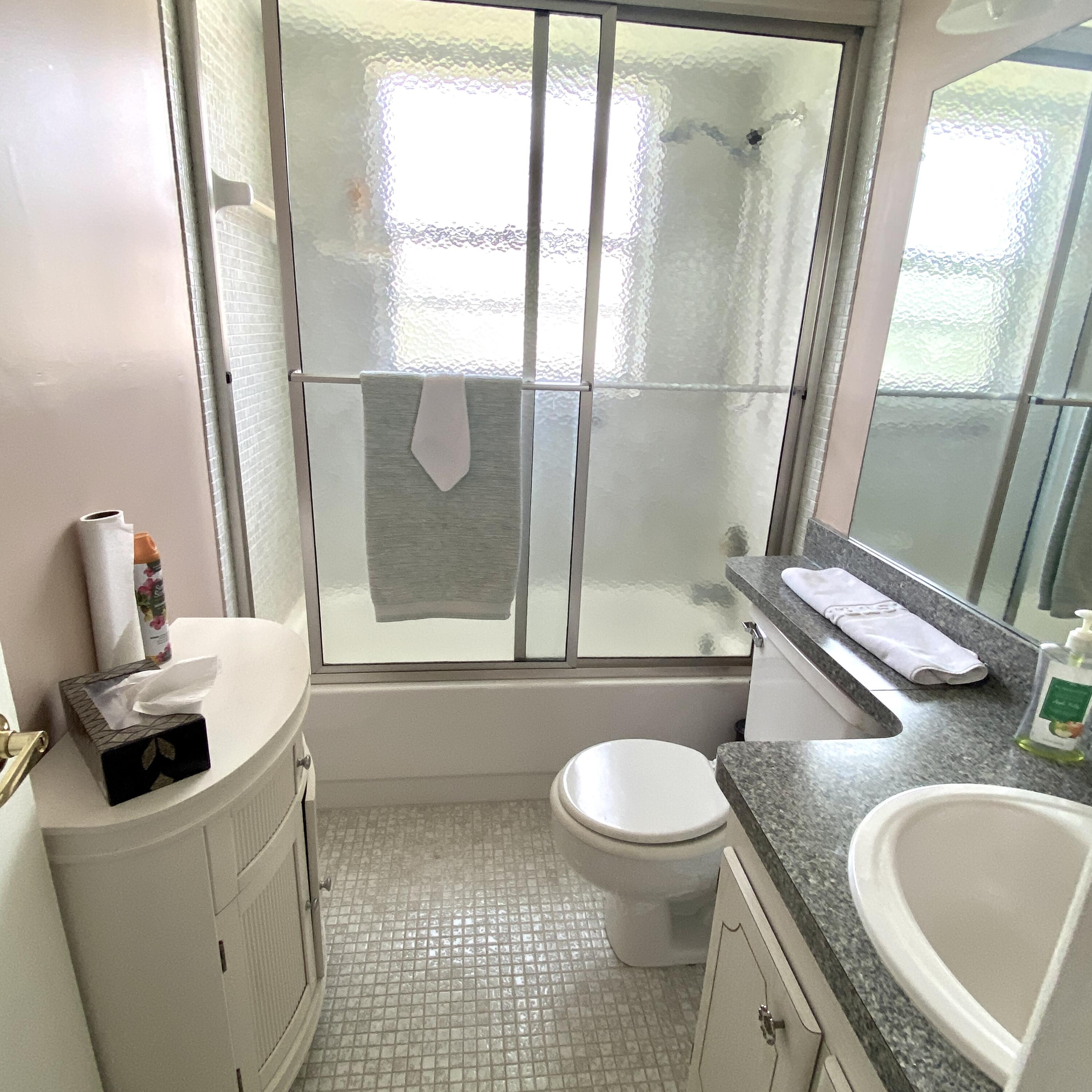 397 Markham R Deerfield Beach, FL 33442 - Photo 23 of 32 Main Bath