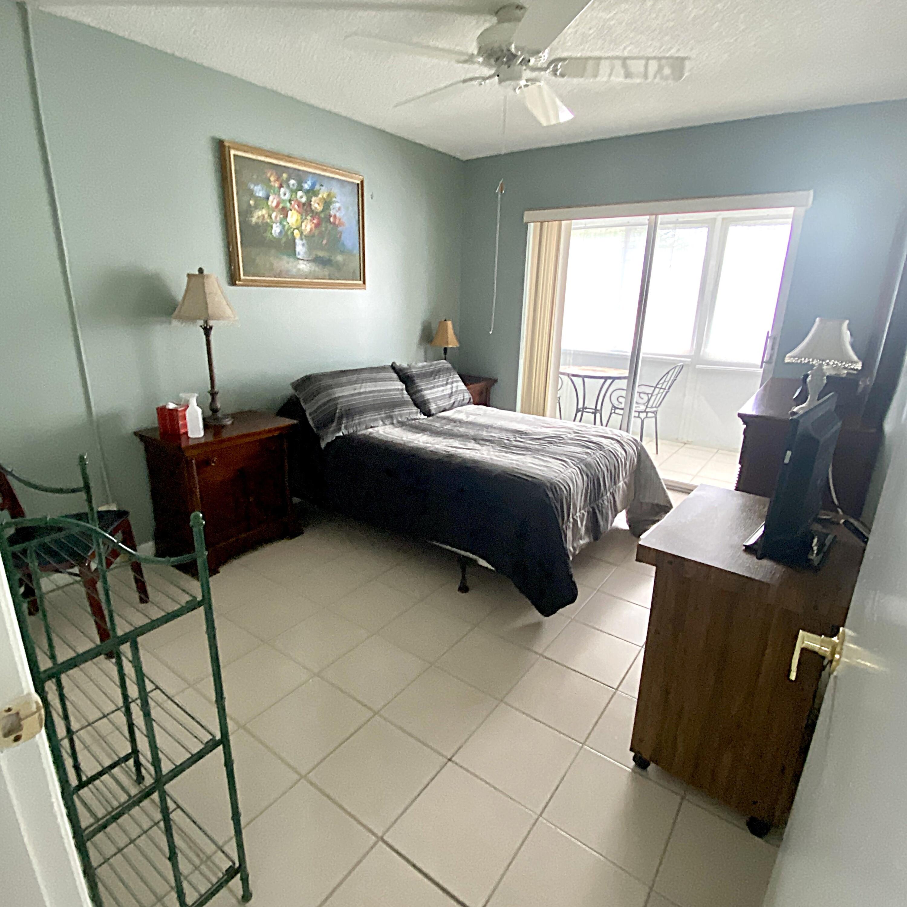 397 Markham R Deerfield Beach, FL 33442 - Photo 26 of 32 Guest Bedroom