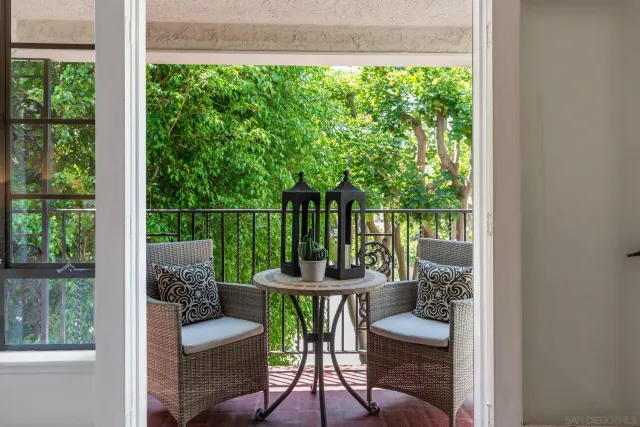 $505,000 | 2630 Pirineos Way, Unit 4, Carlsbad, CA 92009