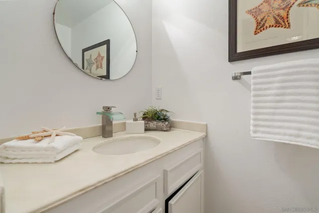 $505,000 | 2630 Pirineos Way, Unit 4, Carlsbad, CA 92009