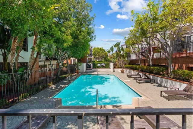 $505,000 | 2630 Pirineos Way, Unit 4, Carlsbad, CA 92009