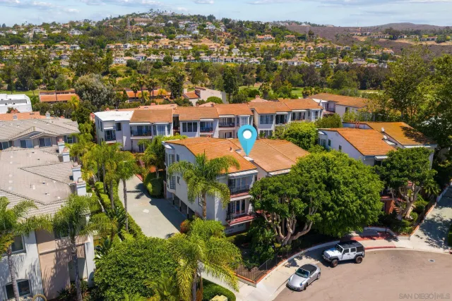 $505,000 | 2630 Pirineos Way, Unit 4, Carlsbad, CA 92009