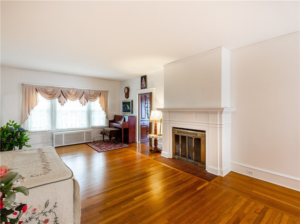 353 Harris Avenue Woonsocket, RI 02895 - Photo 11 of 32