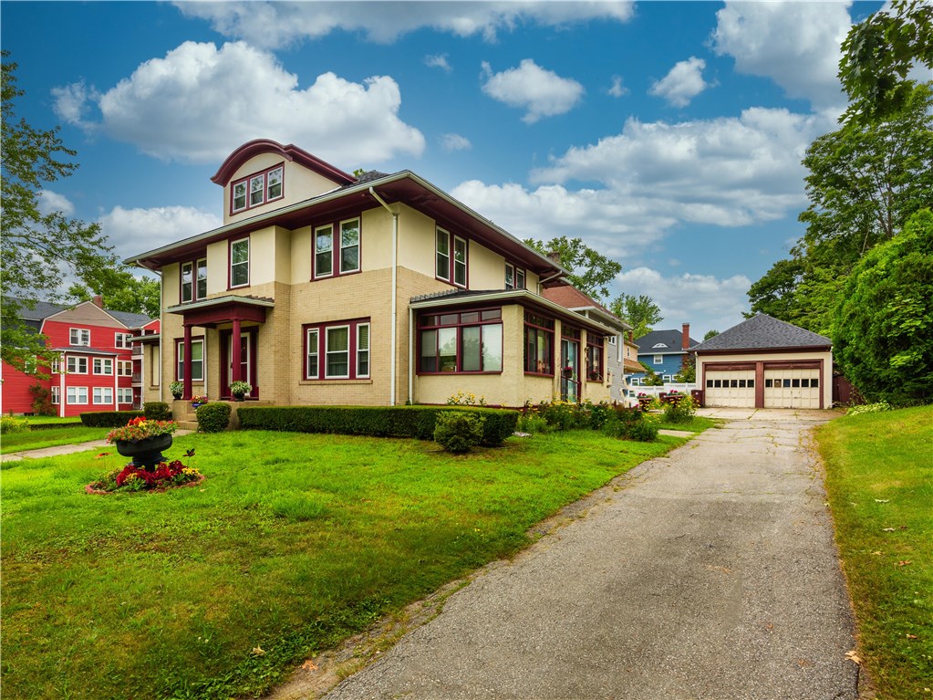 353 Harris Avenue Woonsocket, RI 02895 - Photo 4 of 32