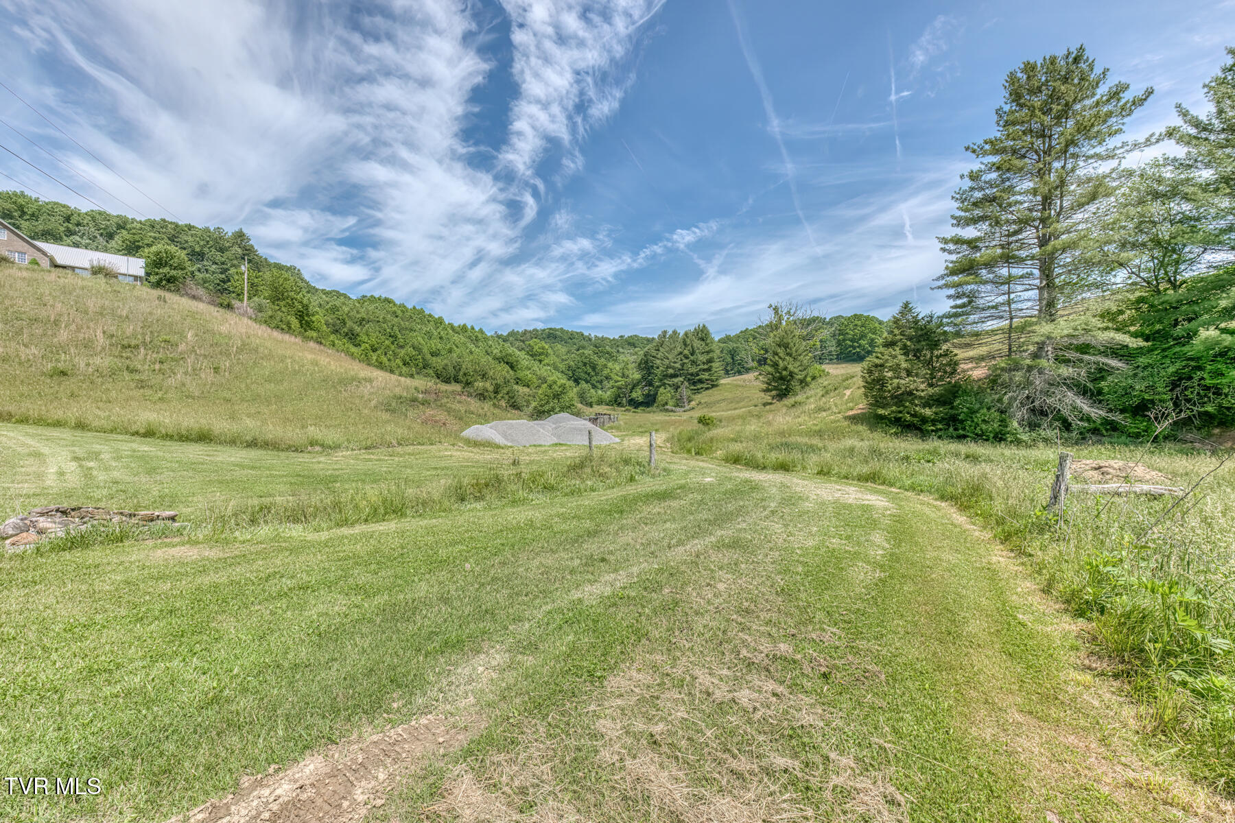 1044 Waters Road Laurel Bloomery, TN 37680 - Photo 56 of 72 1044 Waters Rd-58