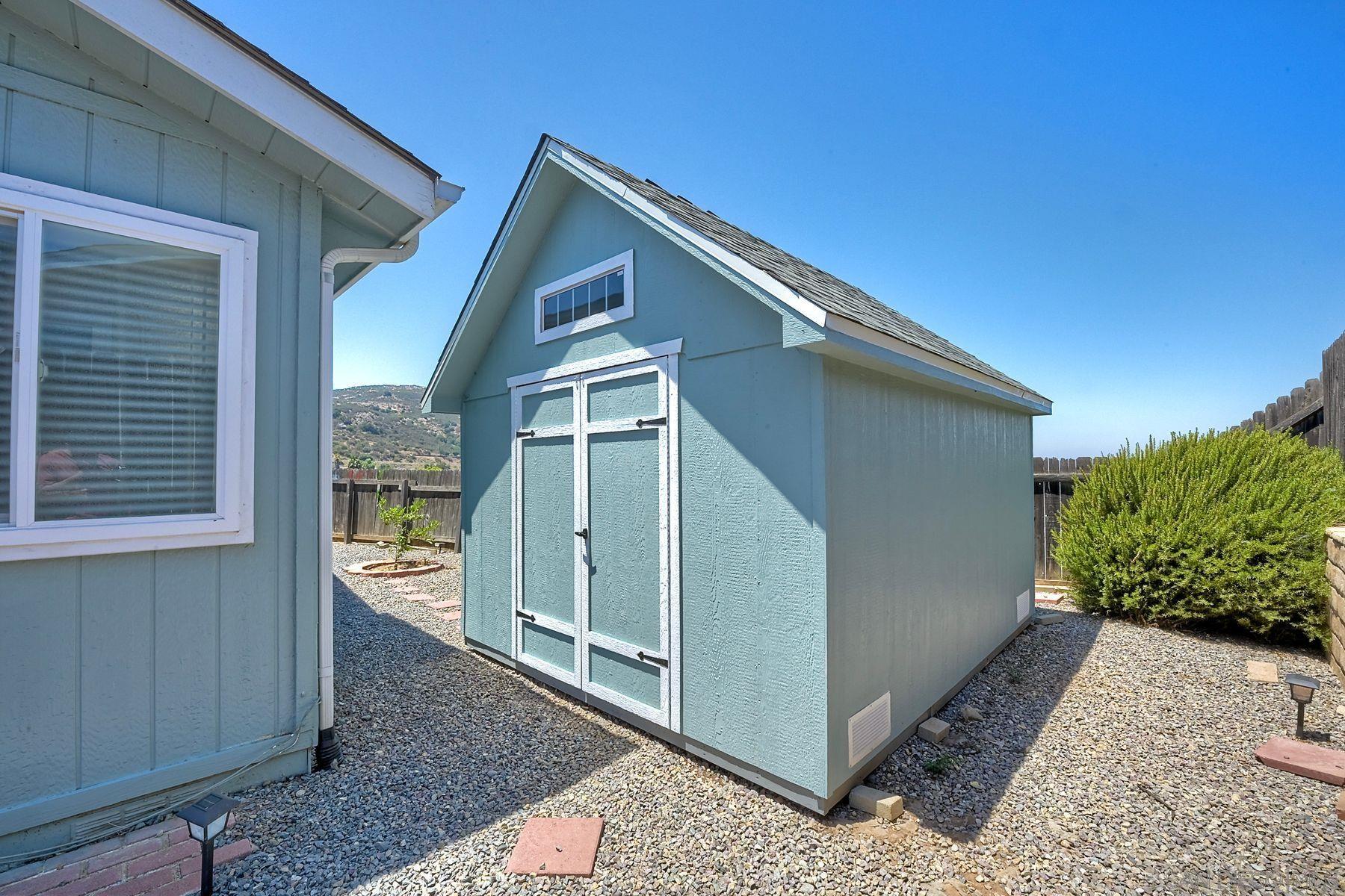15935 Spring Oaks Road El Cajon, CA 92021 - Photo 28 of 35 Gallery Image 28