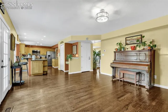 a view of livingroom with furniture and wooden floor