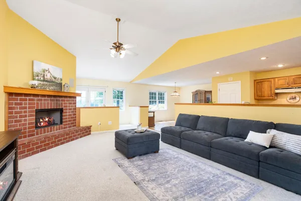 $599,900 | 92 Fieldhaven Place, Staunton, VA 24401