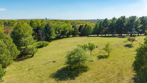 $599,900 | 92 Fieldhaven Place, Staunton, VA 24401