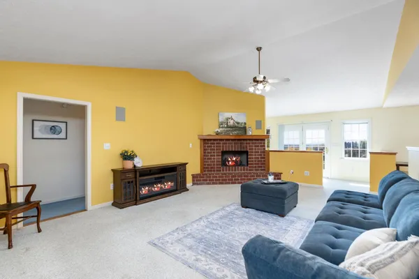 $599,900 | 92 Fieldhaven Place, Staunton, VA 24401