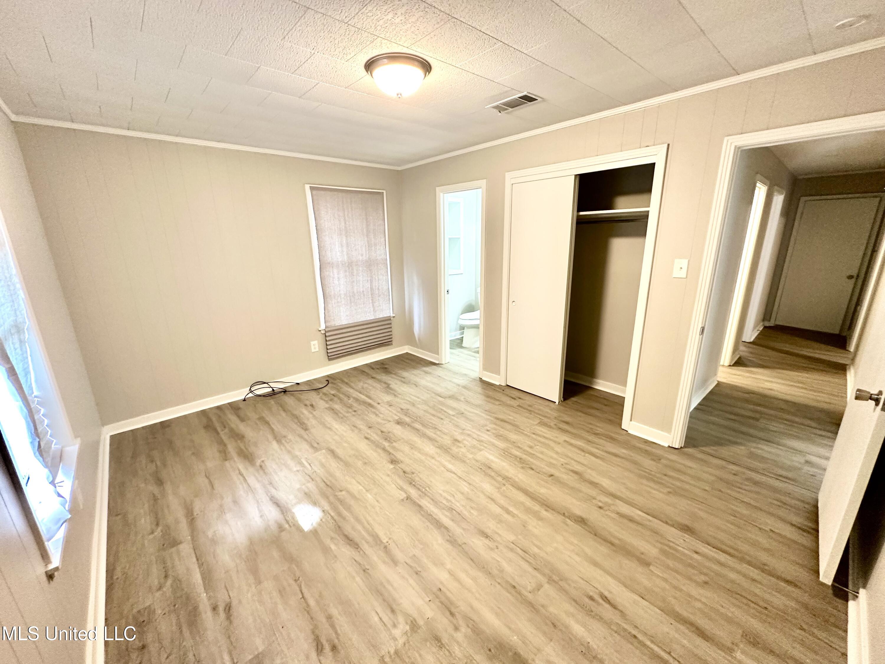 715 Ann Street Brookhaven, MS 39601 - Photo 11 of 22 IMG_5171