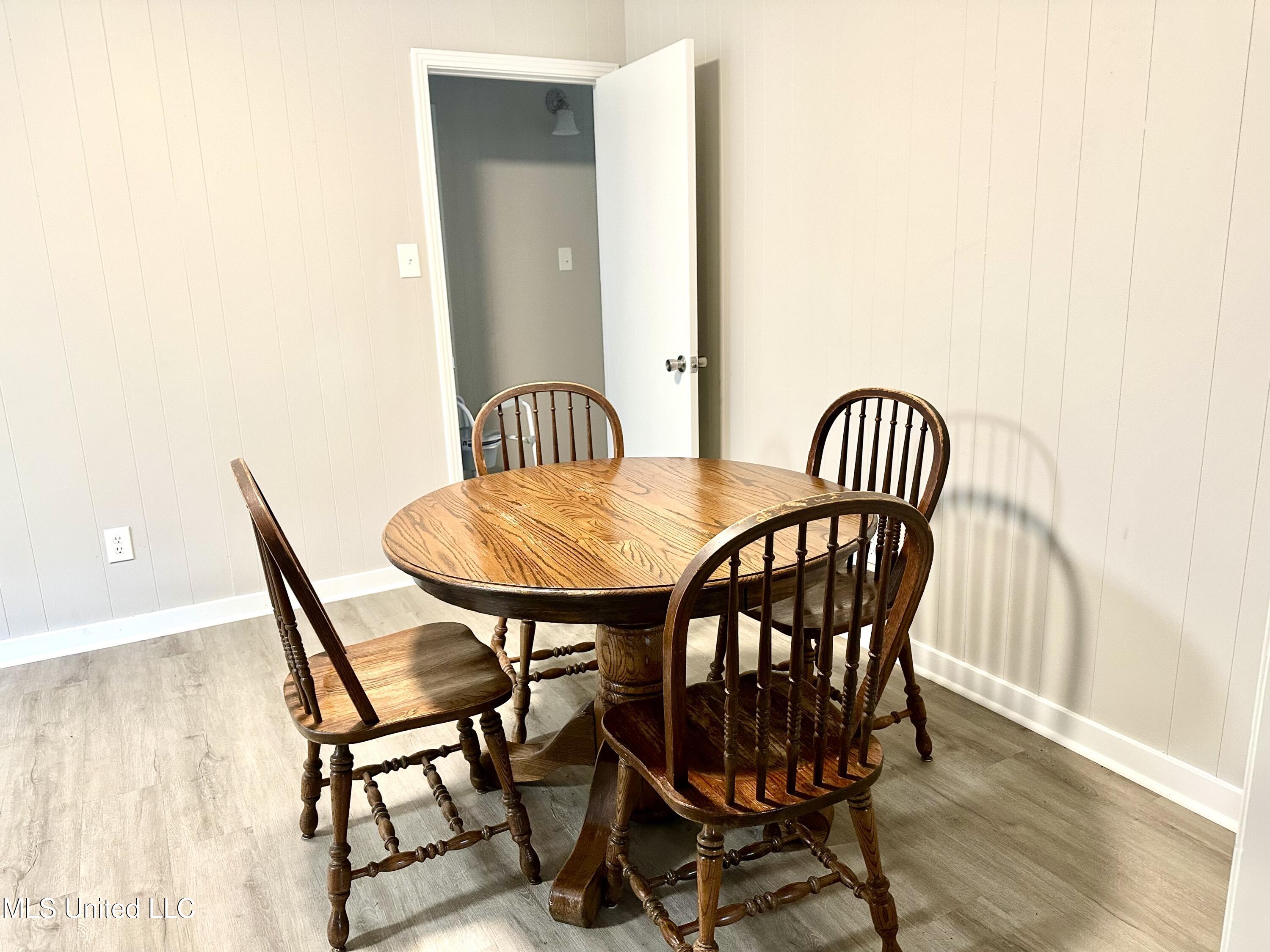715 Ann Street Brookhaven, MS 39601 - Photo 21 of 22 IMG_5155
