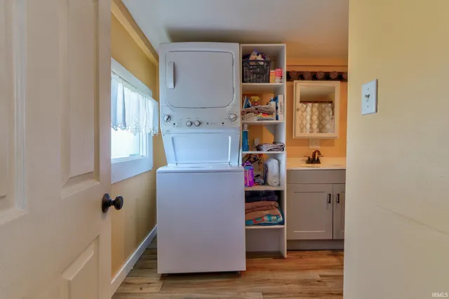 $150,000 | 1108 West 2nd Street, Mount Vernon, IN 47620